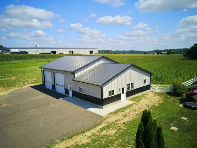 Pole Building - Agricultural Garage and Storage with Office Space