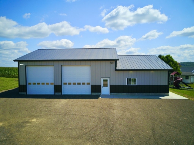 Pole Building - Agricultural Garage and Storage with Office Space