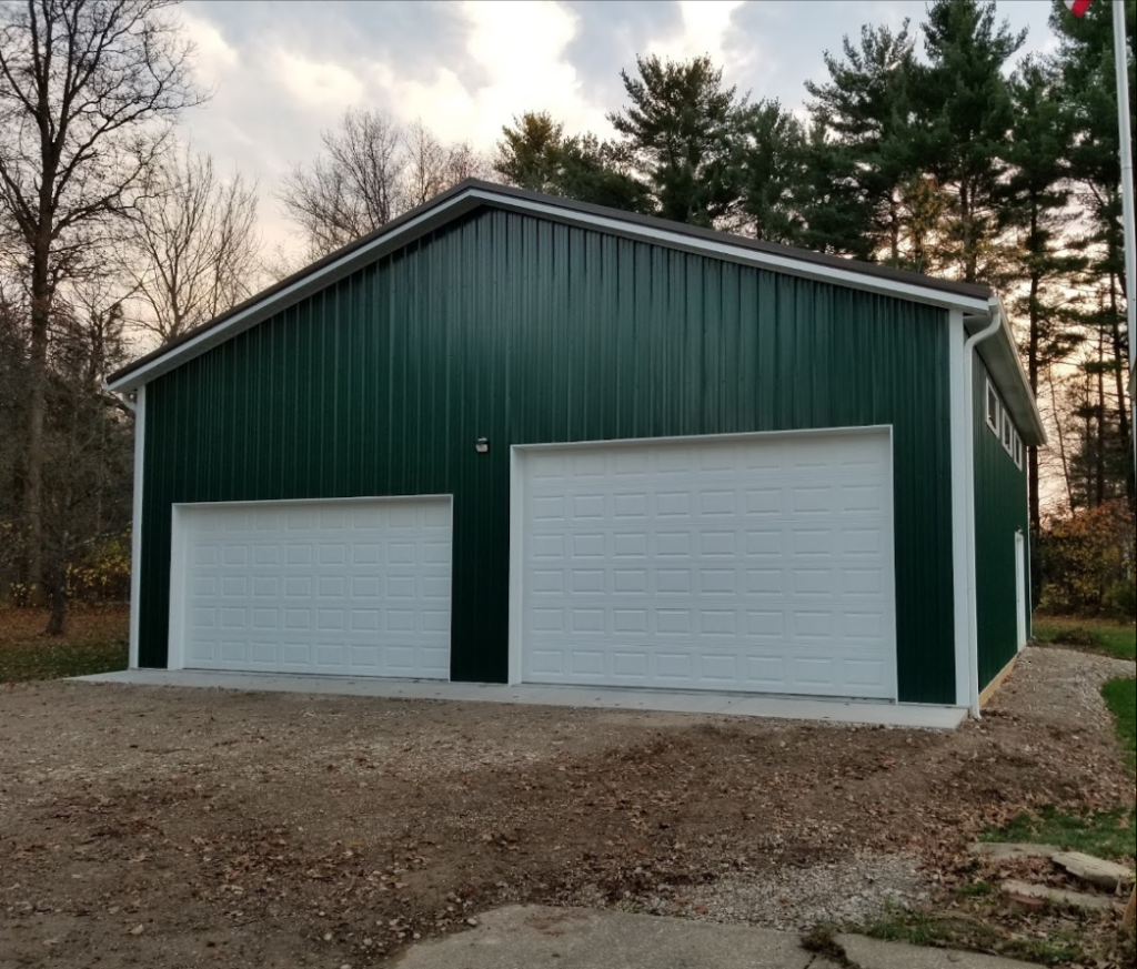 5-Star Customer Review of 40x40 Pole Barn Built by Yoder Barns